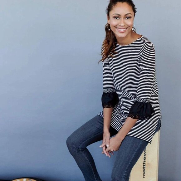 J.Jill Stylish Navy White Mixed-Media Smocked-Sleeve Tunic Size Medium - Picture 1 of 7